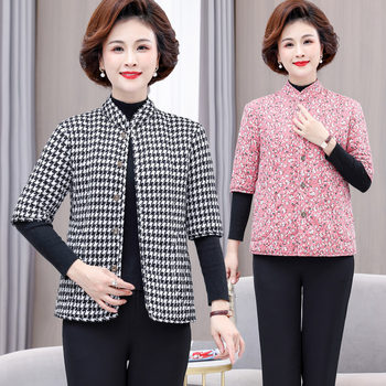 Middle -aged and elderly women in autumn and winter warm home wearing middle sleeve top Mom early spring thin cotton clothes short jacket
