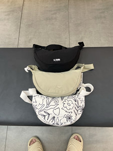 
Li Ning Women's 2025 new trendy shoulder bag simple versatile fashion casual crossbody bag ABDV165