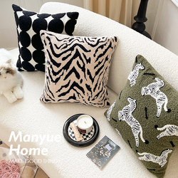 Light Luxury Tiger Pattern Nordic Sofa Living Room Pillow Pu Leather Pillowcase Bedroom Headboard Backrest Cushion Without Filling