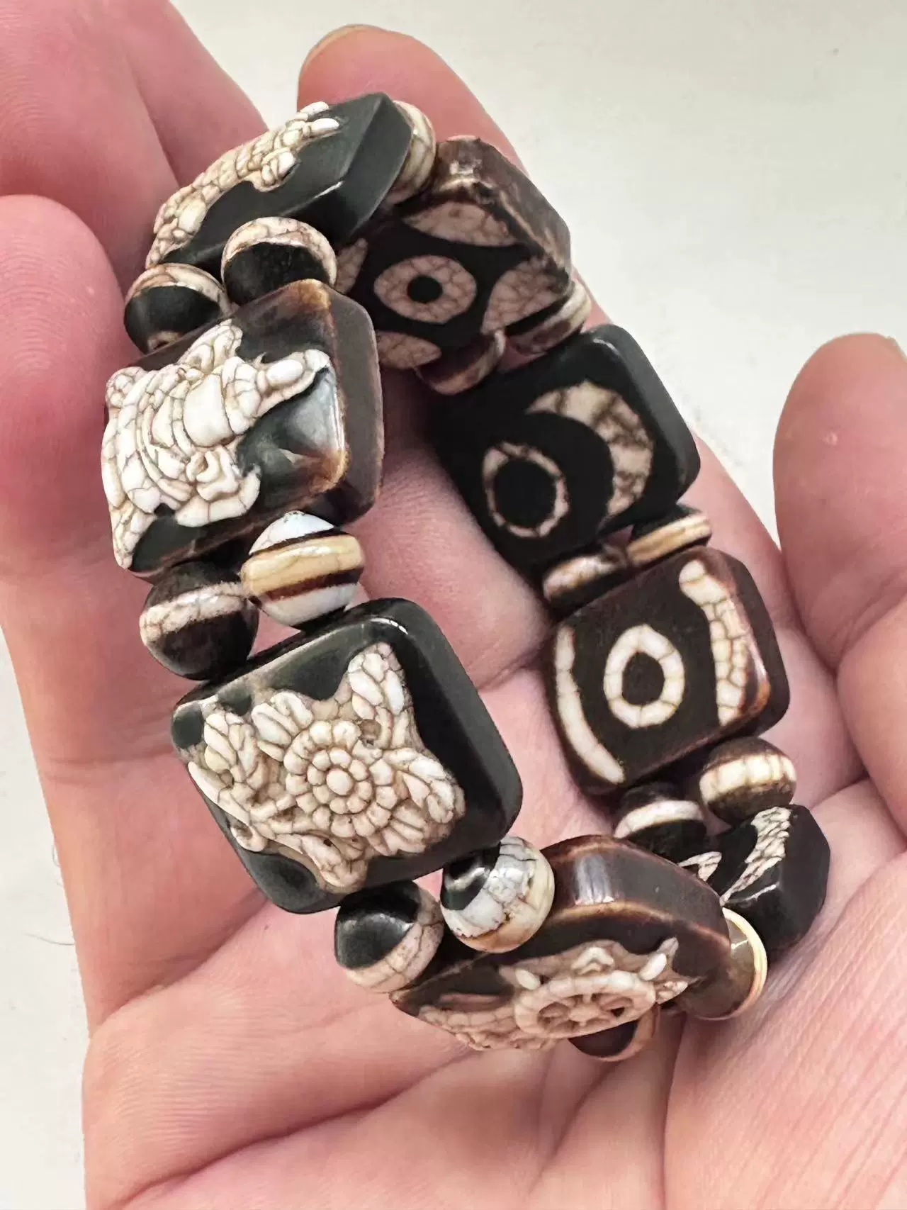 西藏大号老天珠原矿九眼鱼鳞纹天珠保真玛瑙天珠风化纹页岩天珠