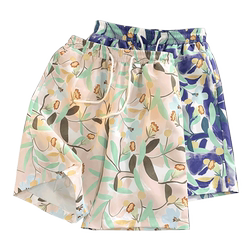 Trendy loose and versatile casual beach shorts