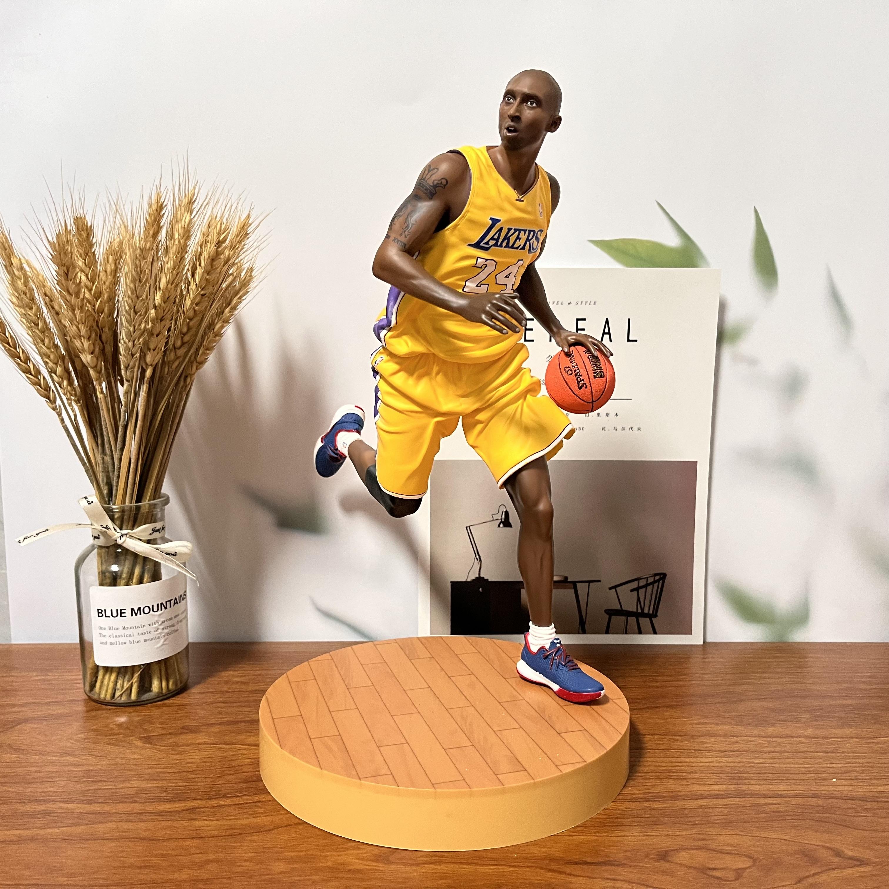 科比手办纪念品黑曼巴限量版模型kobe人偶NBA篮球湖人男生日礼物-淘宝网