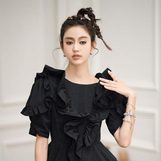 Forevercan light luxury temperament stitching wooden ear ear high -waisted dress female summer design revealing back little dress
