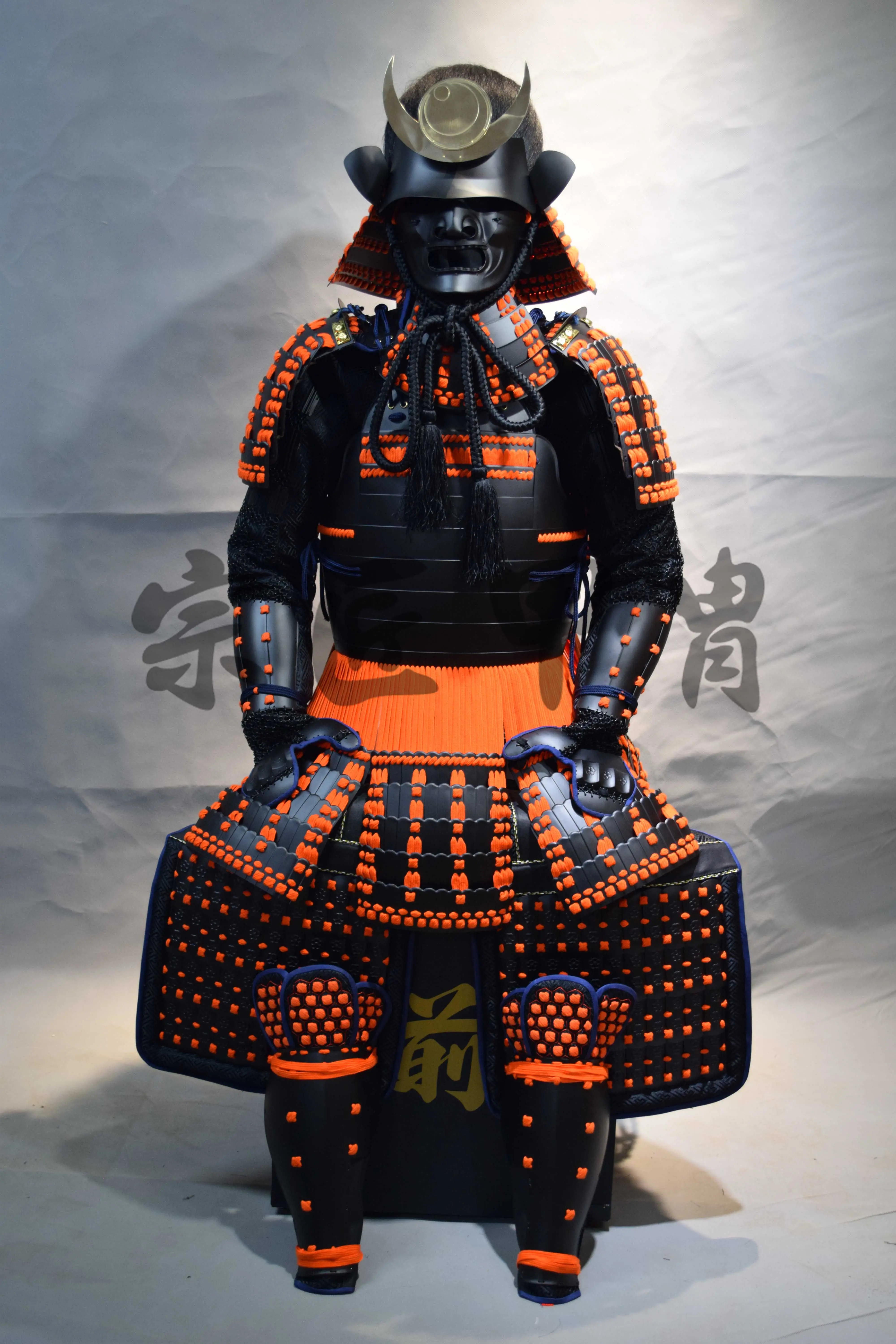 日本武士盔甲-黑毛野郎兜二枚胴具足-真人可穿-宗匠甲胄-Taobao