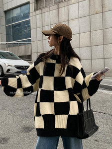 
Plus size fat girl retro Hong Kong style checkerboard sweater autumn and winter new Japanese style loose slimming lazy sweater for women