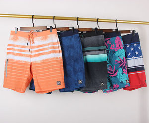 European and American minimalist men's casual shorts with open placket and tie up fashionable beach pants, men's oversized loose cropped pants E1