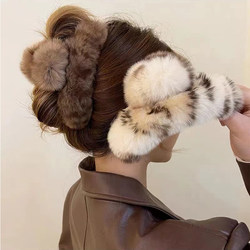 2025 New Leopard Print Large Plush Hair Clip for Women, Autumn and Winter Fluffy Claw Clip for Thick Hair, Shark Clip Hair Accessory