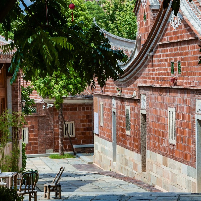 泉州石狮黄金海岸洛伽寺 永宁古城 晋江五店市安平桥草庵一日游