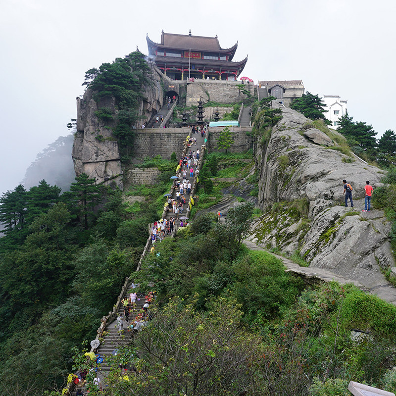 【九华山4天3晚私家团】1单1导纯玩旅游2晚山下1晚山上聚龙大酒店