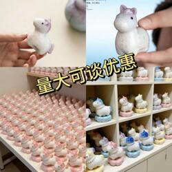 Ceramic Little Horse, Jingdezhen Style Ceramic Crystal Glaze, High Aesthetic Value, Cute, Good Luck Charm, New Year of the Horse Small Ornament