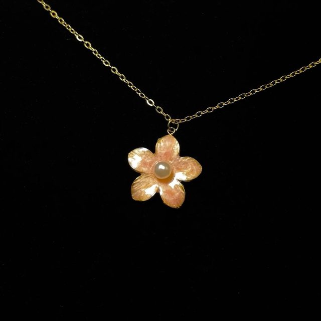 Vintage Pearl cherry blossoms necklace
