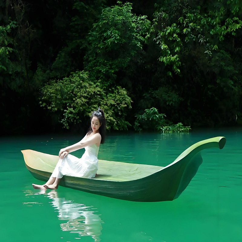 恩施旅游含机票16人纯玩小团大峡谷屏山石林清江6天5晚高档型酒店