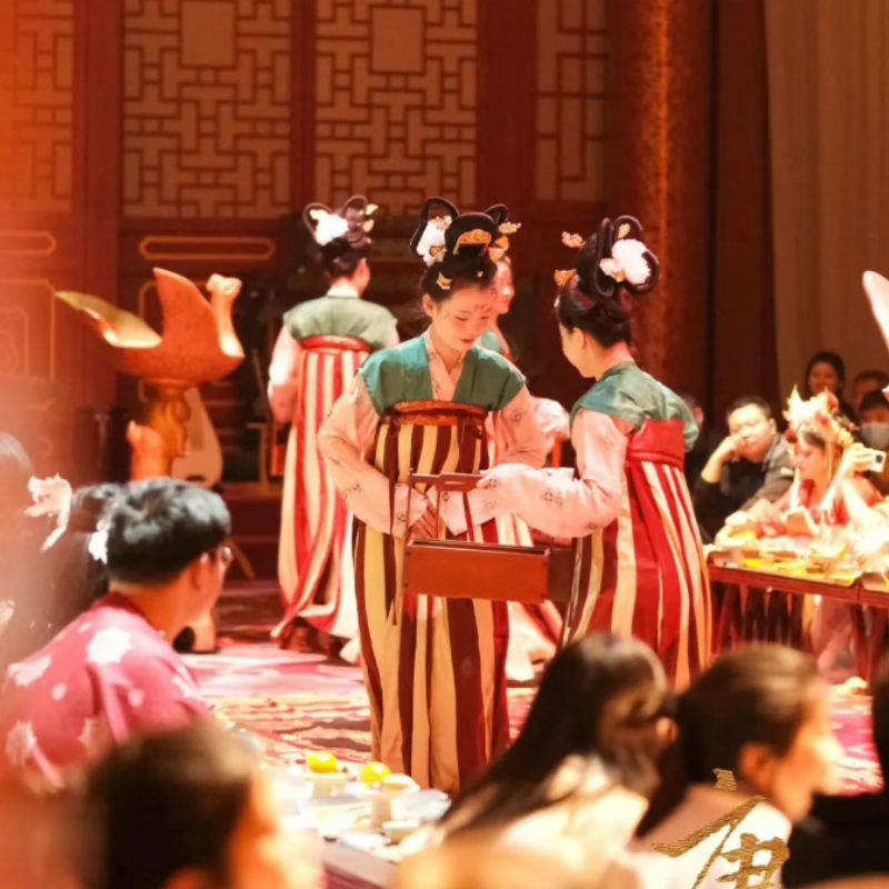 z河南洛阳1天1晚大牌酒店+可选老君山/龙门石窟/白马寺