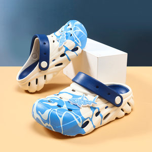 
Children's Crocs Boys' Slippers 2026 Summer New Sandals Non-slip Soft Bottom Sandals Boys' Outdoor Beach Shoes