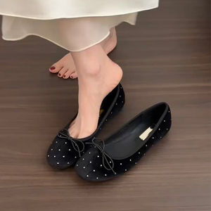 
French style flat black shallow mouth single shoes for women 2026 new spring commuter shoes ballet Mary Jane shoes