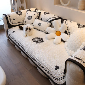 
Jiwu Rose White Tower Sofa cushion Fabric Four Seasons Universal Simple Internet celebrity Sofa cushion Ins Style Four Seasons Universal Scarf