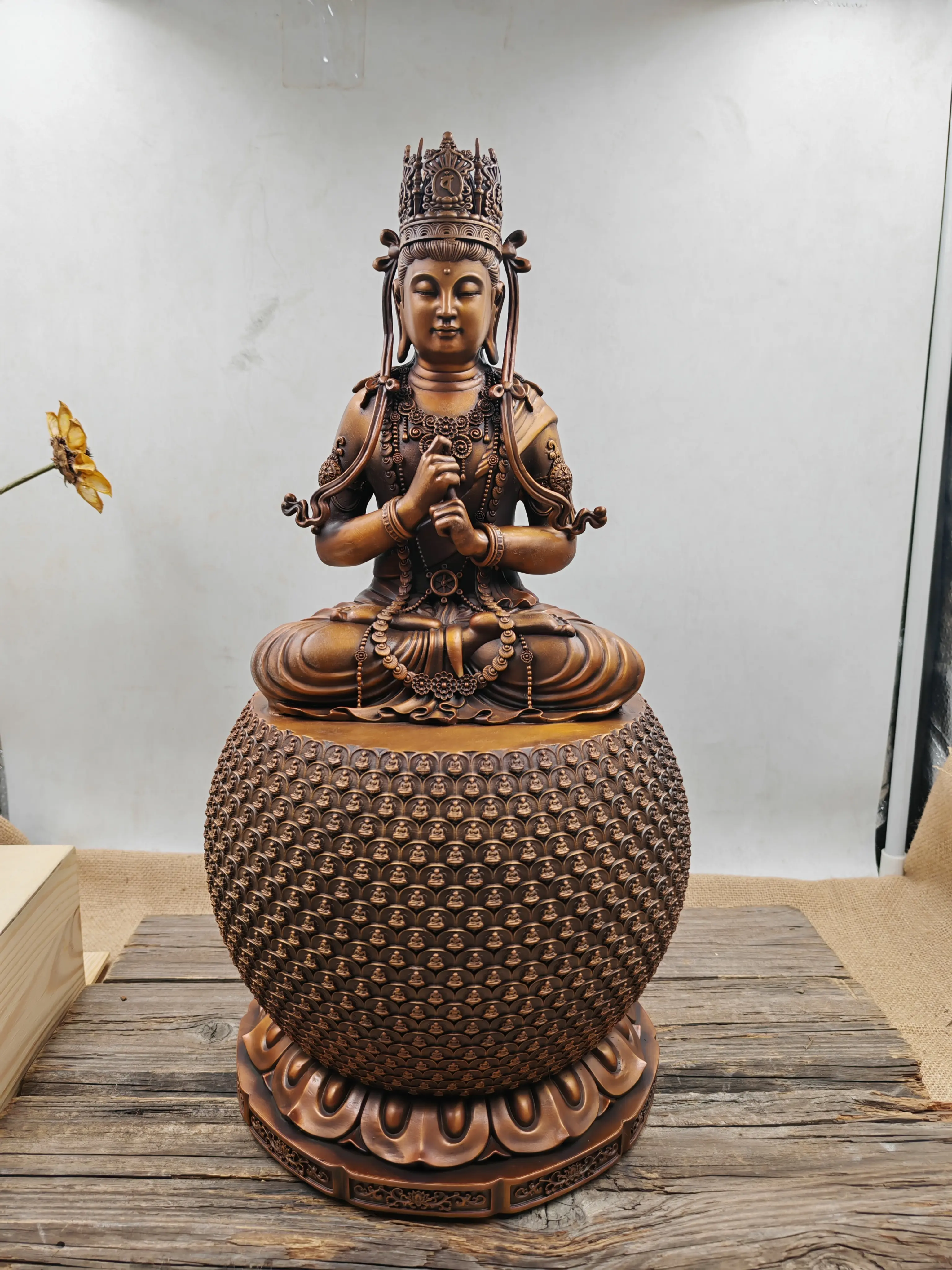 延命地藏菩萨铜镀金重约2166克高约18厘米