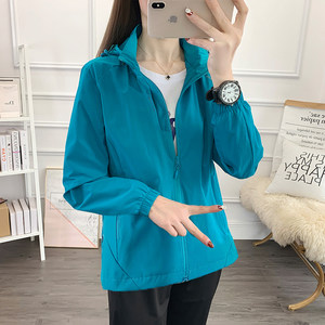 
Spring and Autumn Style Shock Clothes Double-layer Windproof Waterproof Scratch-proof Breathable Women's Large Size Hooded Fashion Sports Outdoor Leisure