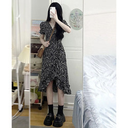 French-Style Black Floral Dress for Women, Summer 2026 New Model, Petite, High-End, Beautiful, Waist-Cinching Chiffon Long Dress