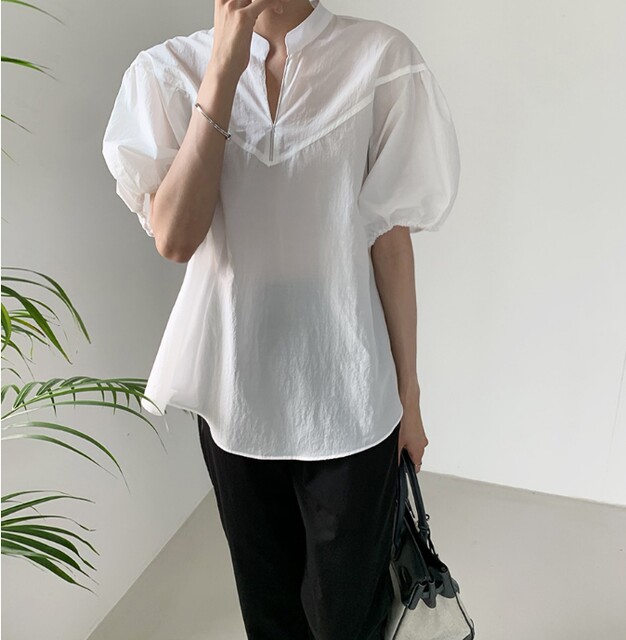 Summer loose slit stand collar puff sleeve white shirt women's large size short-sleeved casual shirt fashionable doll shirt top