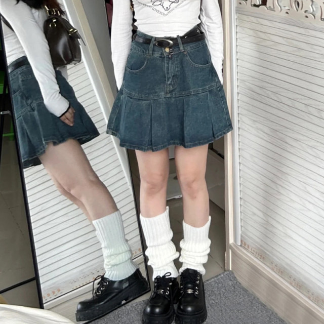 
High-waisted hot girl pleated skirt denim skirt for women in summer large size belly and hip lining to make them look slim A-line short skirt