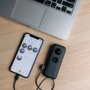 Insta360ONEX2摄像机