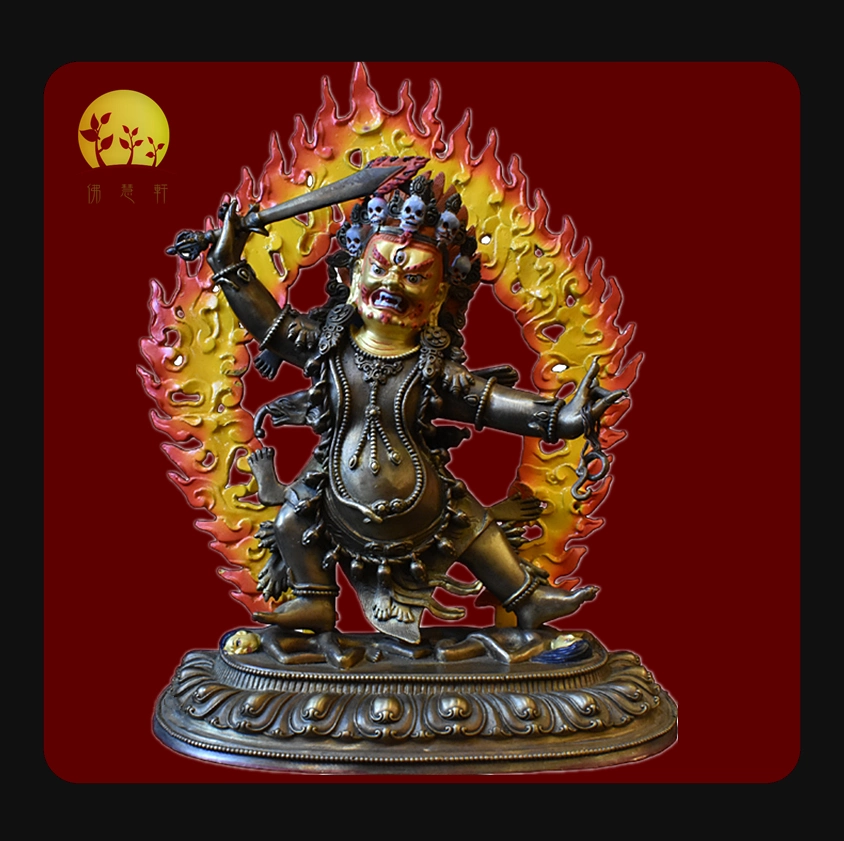 銅佛像 A silver-inlaid bronze figure of Guanyin, Qing dynasty, 18th