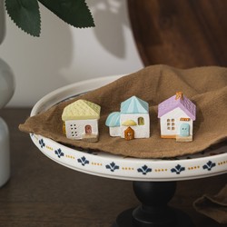 Mini Clay House Ornament May Handmade High-End Niche Cute Girl Desktop Bookshelf Car Decoration