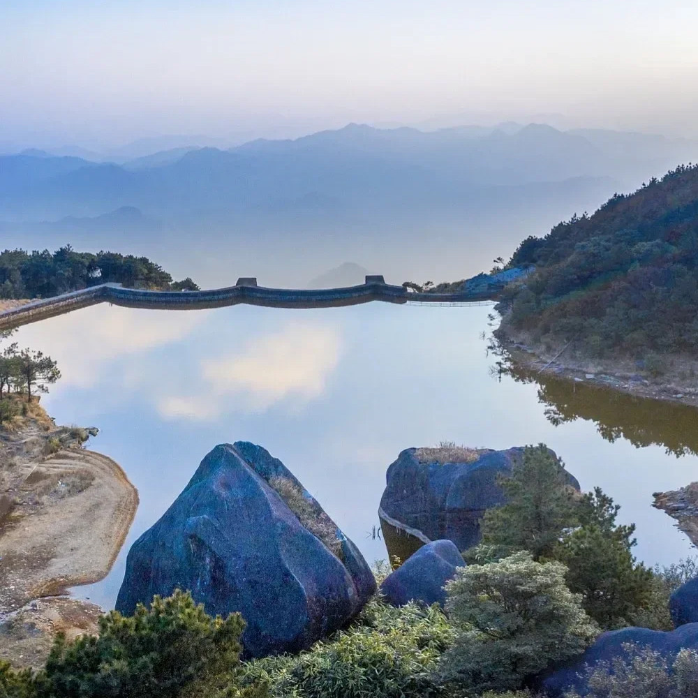 泉州德化石牛山玻璃栈道岱仙瀑布 竹筏漂流雾凇瀑布云梯 一日游