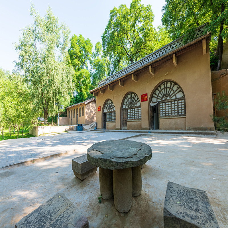 【升级头等舱】西安旅游2天1晚跟团游延安到陕西壶口瀑布二日游