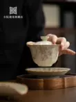 Khoảng sân nhỏ đáp ứng bộ ấm trà Ru Kiln Gaiwan Kung Fu cao cấp. Một bát trà Sancai duy nhất có thể mở ra để trồng trà sứ. chén khải tử sa chén khải uống trà 