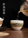 ấm chén in logo Trong sân nhỏ, tôi bắt gặp bộ ấm trà bằng sứ ngọc bích cao cấp Qianli Jiangshan Master Cup Kung Fu Tea Set và một tách trà cá nhân chen gom chén dĩa trắng 