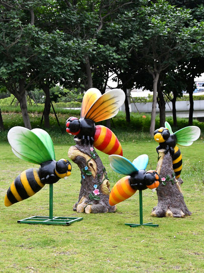 Sculpture De Abeille En Fibre De Verre De Style Dessin Animé - Ornement De Jardin D'extérieur
