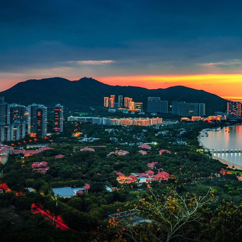 海南5天4晚三亚跟团游亚龙湾热带天堂森林公园蜈支洲岛西岛牛王岭