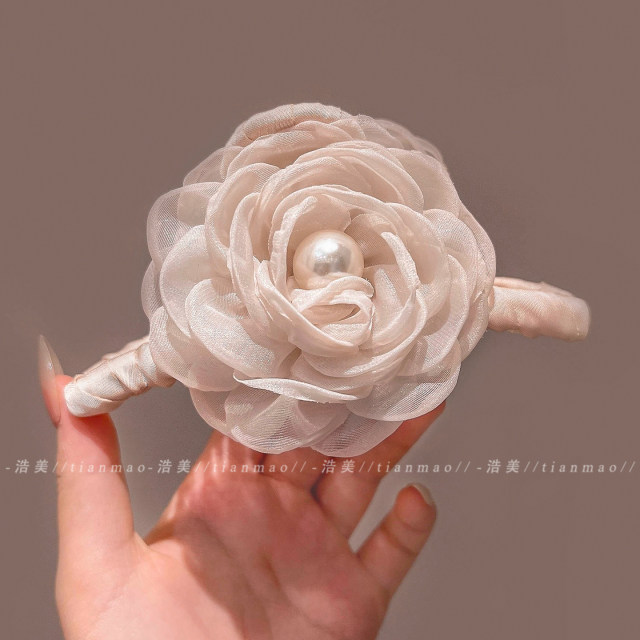 Gentle pearl flower grab clip women's 2025 new high-end style back head hair shark clip large hair clip hair accessories