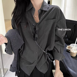 Charcoal Gray Shirt for Women with a Unique Design, Double Pockets, Vintage Hong Kong Style, Chic Outfit for Spring, Loose-Fitting Top for Layering