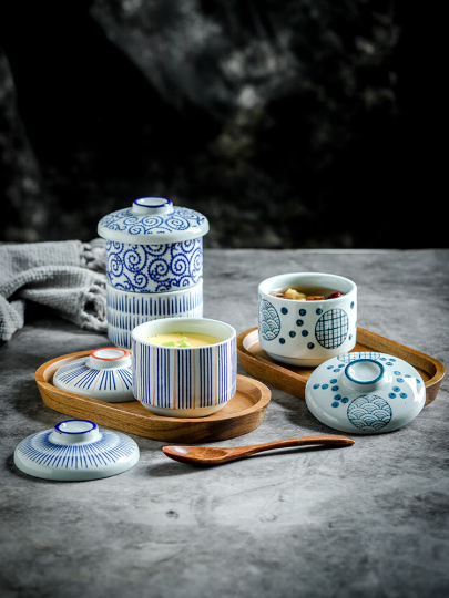 蓋付き日本の陶器製スープボウル - トマリ宮殿