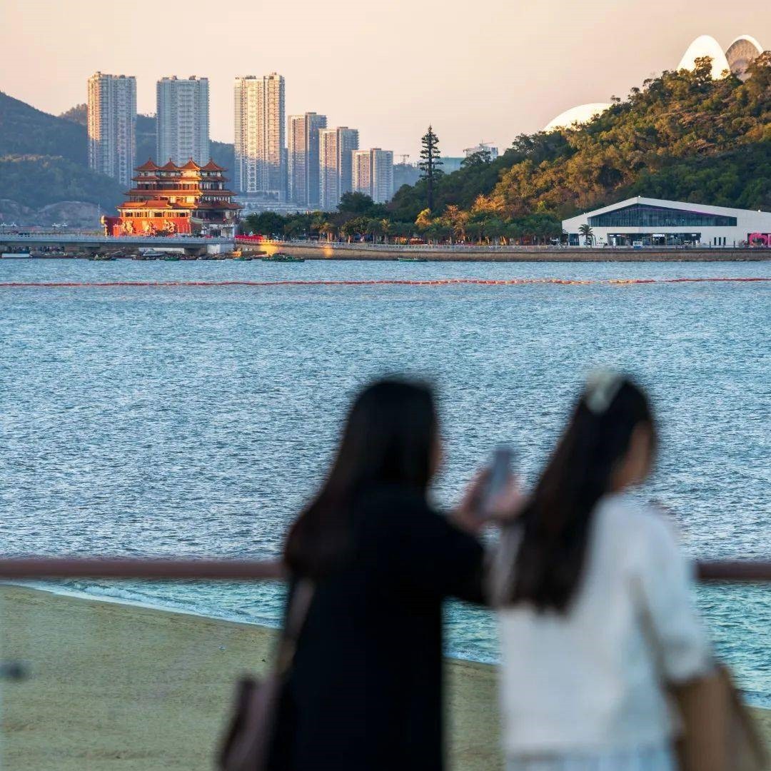 元旦大促【珠海1日游】珠澳海湾游+日月贝-珠海歌剧院+景山公园