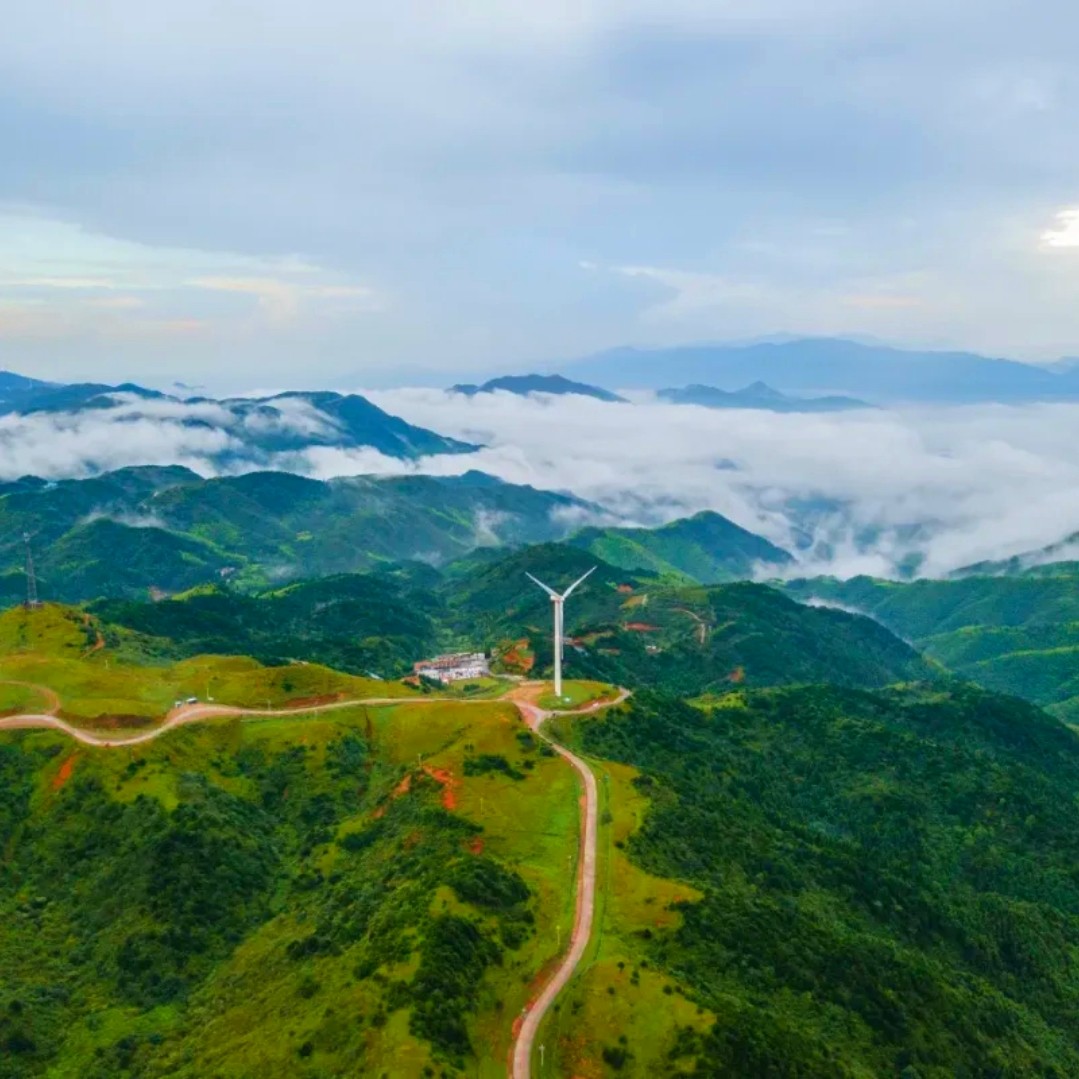 热销【郴州3天2晚】高椅岭+东江湖+仰天湖大草原+马皇丘+游裕后街