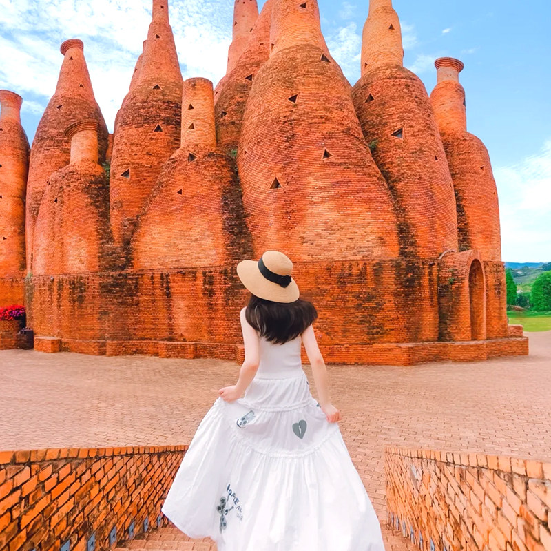 1-6人小团|贵州云南旅游纯玩7天6晚黄果树万峰林普者黑罗平油菜花