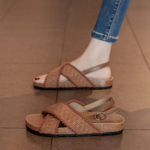 
Roman skirt sandals for women 2026 new summer outer wear, beautiful and not tiring for feet, fashionable thick-soled Birkenstock beach shoes