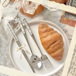 304 Stainless Steel Portable Cutlery Set with Bow Tie Spoon, Fork, and Chopsticks Three-Piece Set, New High-Value Spoon and Fork