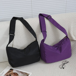 
Korean version of Oxford cloth women's bag travel bag mountain climbing outdoor sports bag crossbody canvas bag nylon cloth bag lightweight