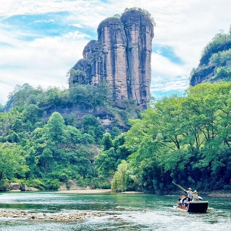 武夷山4天3晚游武夷山4日游竹筏漂流 青龙瀑布 含印象大红袍表演