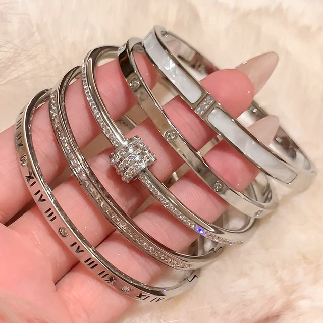 Silver titanium steel bracelet women's high-end zircon ring bracelet hand jewelry silver bracelet bracelet string bracelet new style