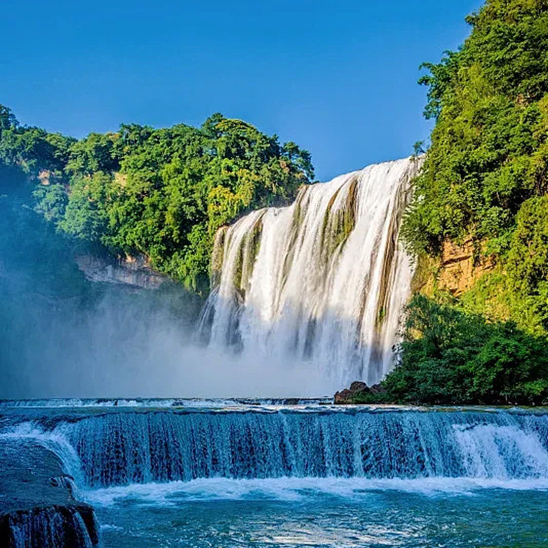 纯玩8人小团0购物丨贵州旅游贵阳黄果树苗寨梵净山5天4晚跟团游