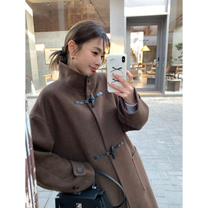 
pusumede [25% off in stock] Retro horn button woolen coat for women, quilted mid-length woolen coat