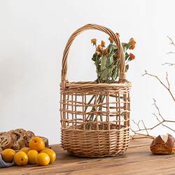 Wicker Woven Hand-Held Fruit Basket, Rattan and Bamboo Woven Spring Outing Basket, French-Style Pure Handmade Woven Flower Arrangement Basket