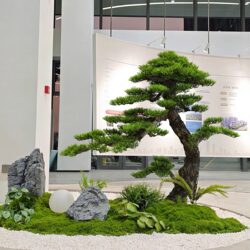 Artificial Welcoming Pine Green Plant Large Tree for Company Reception, Hotel Lobby, Fake Tree Decoration, Indoor Landscaping Combination