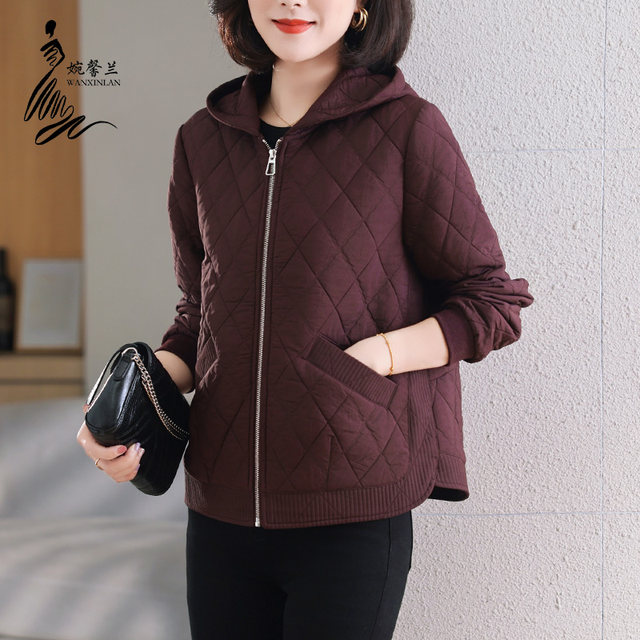 Mom's new autumn clothing 2025 loose hooded jacket light luxury foreign style middle-aged ladies spring and autumn travel fashion tops